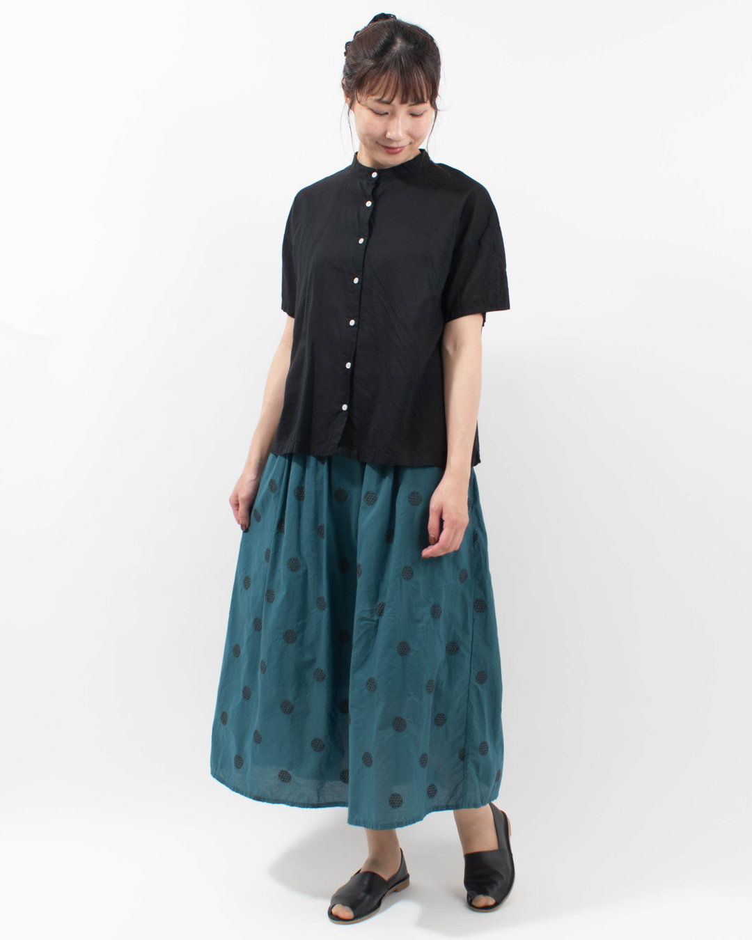 FIRST【SUN VALLEYドット刺繍 ギャザースカート】 | FIRST 店舗案内